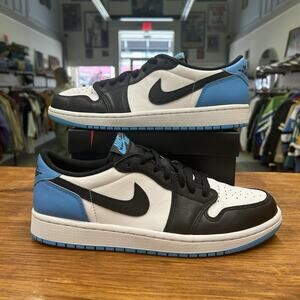 Size 9.5 - Air Jordan 1 Retro OG Low UNC Lightly Worn With Box Size 11W